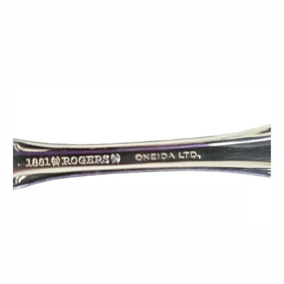 Oneida 1881 Rogers Silverplate - 1967 Baroque Rose 60 Pcs (12 Place) Without Box - Picture 3 of 5